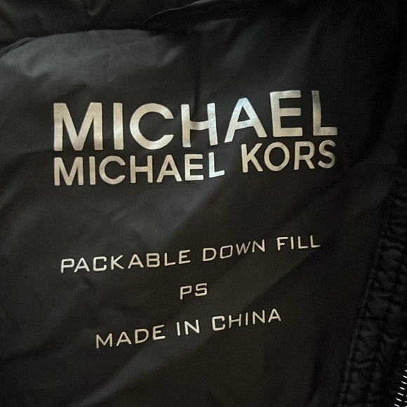 Black Michael Kors down fill puffer jacket - Picture 3 of 3